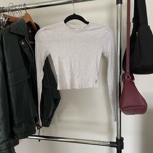 Aritzia Heather Gray Long Sleeve Top